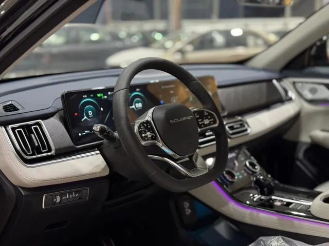 المقصورة الداخلية لـ سوإيست S07 Luxury 2026 فل كامل