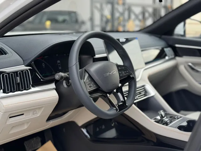 المقصورة الداخلية لـ بي واي دي سونج بلس 2026 جديدة PHEV