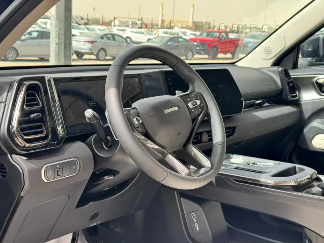 المقصورة الداخلية لـ هافال جوليان ماكس توب 1.5L تيربو 2027 جديد